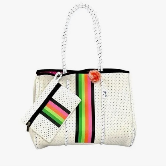 Visit the Azure Beach Bags for Women | Large Neoprene Multipurpose - Picture 2 of 8